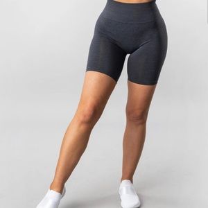 Alphalete Seamless Biker Shorts